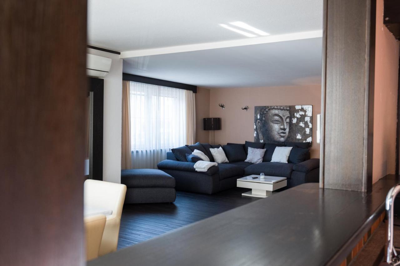 Hotel Salisburgo Esterno foto