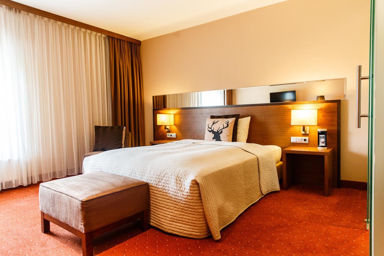 Hotel Salisburgo Esterno foto