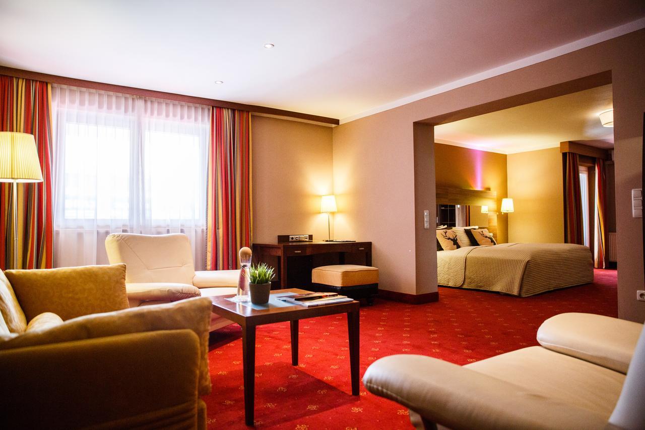 Hotel Salisburgo Esterno foto